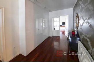 016 2038 09 near sibenik villa with pool for sale