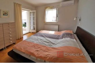 016 2038 09 near sibenik villa with pool for sale