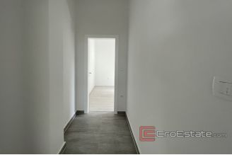008 2030 25 Omis apartment in new building for sale
