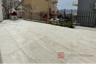 008 2030 25 Omis apartment in new building for sale