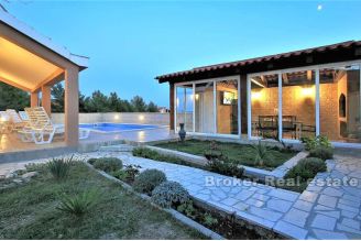 010 2040 13 kastela charming house with sea view for sale