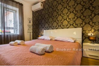 013 5084 30 Split Lovret modern two bedroom apartment for sale