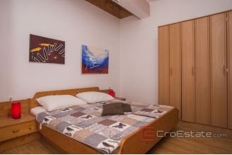 012 2041 14 Sibenik House with pool for sale