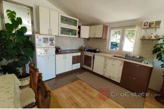 009 2040 14 kastela house with sea view for sale
