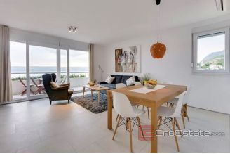 014 2042 05 Omis newly built apartments with open sea view for sale