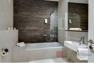014 2042 05 Omis newly built apartments with open sea view for sale