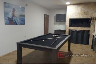 019 5086 30 Sibenik stone house with pool for sale