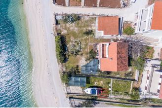 020 2022 330 Rogoznica house in the first row to the sea for sale