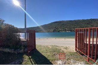 020 2022 330 Rogoznica house in the first row to the sea for sale