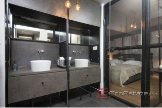 010 2041 16 sibenik renovated house in center for sale