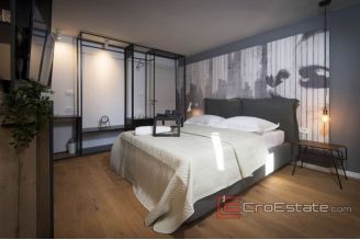 010 2041 16 sibenik renovated house in center for sale