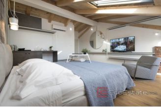 010 2041 16 sibenik renovated house in center for sale