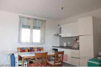 020 2031 34 island solta house with sea view for sale