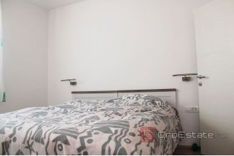 020 2031 34 island solta house with sea view for sale