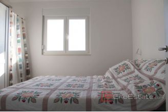 020 2031 34 island solta house with sea view for sale