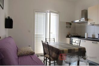 018 2031 35 near rogoznica house with sea view for sale