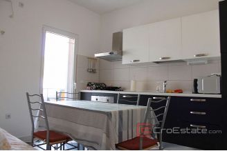 018 2031 35 near rogoznica house with sea view for sale