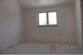 018 2031 35 near rogoznica house with sea view for sale