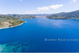 07 2013 127 Korcula first row land for sale