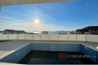 008 2036 23 near sibenik modern villa with pool for sale