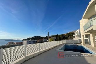 008 2036 23 near sibenik modern villa with pool for sale