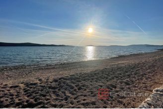 008 2036 23 near sibenik modern villa with pool for sale