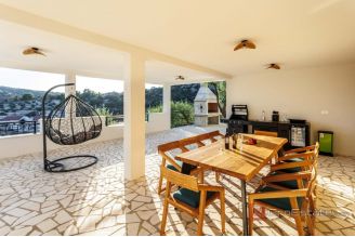 020 2029 35 rogoznica villa in the third row to the sea for sale