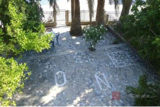 013 2016 116 peljesac house by the sea for sale