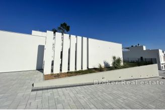 015 2035 24 kastela with swimming pool for sale