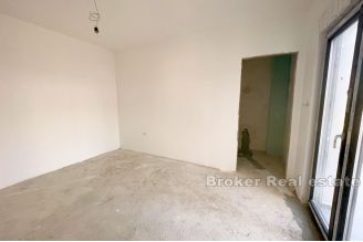 015 2035 24 kastela with swimming pool for sale