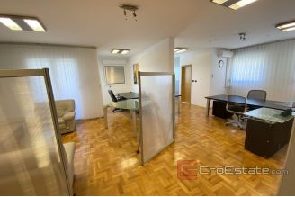 010 5092 30 split office space for rent