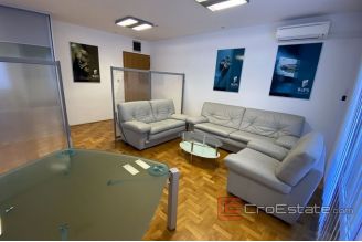 010 5092 30 split office space for rent