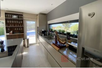 020 2043 16 near sibenik luxury villa with pool for sale