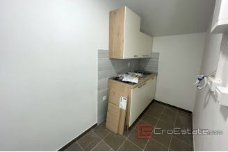 007 2035 25 solin commercial space for rent