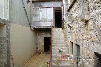 009 5093 30 island korcula old stone house seafront for sale