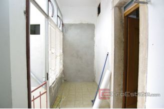 009 5093 30 island korcula old stone house seafront for sale
