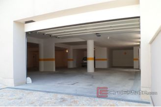 010 2036 25 Split area apartment with pool and sea view for rent