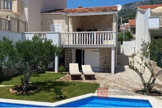 008 2041 18 Brac stone house with pool and sea view for sale