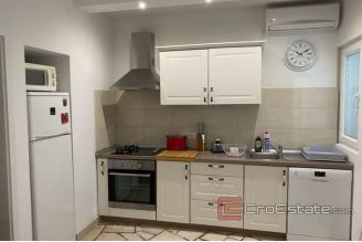 008 2041 18 Brac stone house with pool and sea view for sale