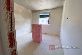 010 2036 26 near trogir apartments near sea for sale