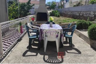 009 2030 27 Rogoznica apartment house with sea view for sale