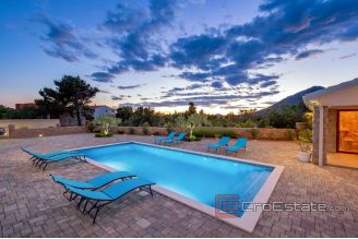 014 2043 20 near zadar villa with pool for sale