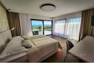 015 2021 301 Kastela modern villa with pool for sale