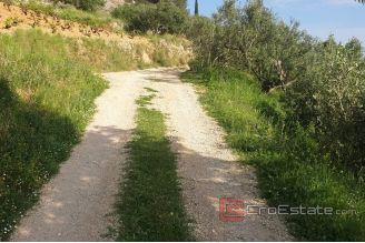 004 2016 495 Hvar building land with sea view for sale