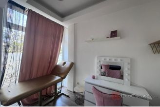 012 2030 28 Split Kman Business premises near the city center for rent