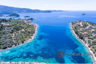 08 2013 129 Korcula second row land for sale