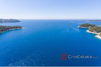 08 2013 129 Korcula second row land for sale