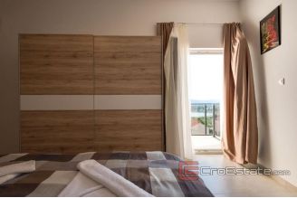 008 2041 23 sibenik house with pool and sea view for sale