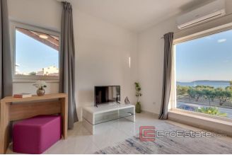 008 2041 24 sibenik house with pool and open sea view for sale