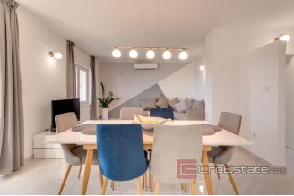 008 2041 24 sibenik house with pool and open sea view for sale